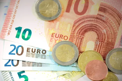 Hausse du SMIC 2026 : Analyse syndicale et impacts sur les travailleurs
